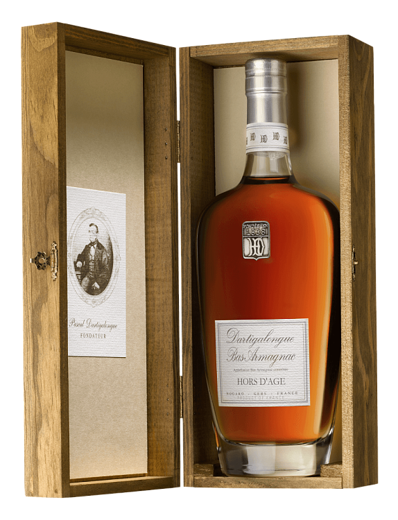 Арманьяк Hors d'Age Bas Armagnac Dartigalongue · в подарочной упаковке