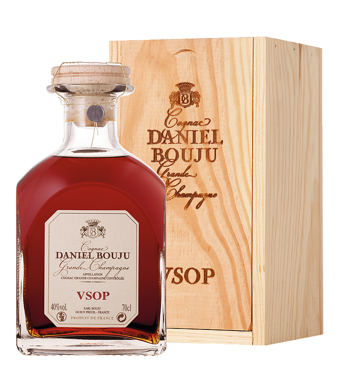 Коньяк VSOP Grande Champagne Daniel Bouju · в подарочной упаковке