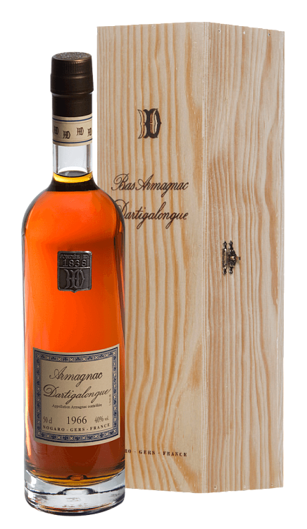 Арманьяк Bas Armagnac Dartigalongue, 1966 г. · в подарочной упаковке