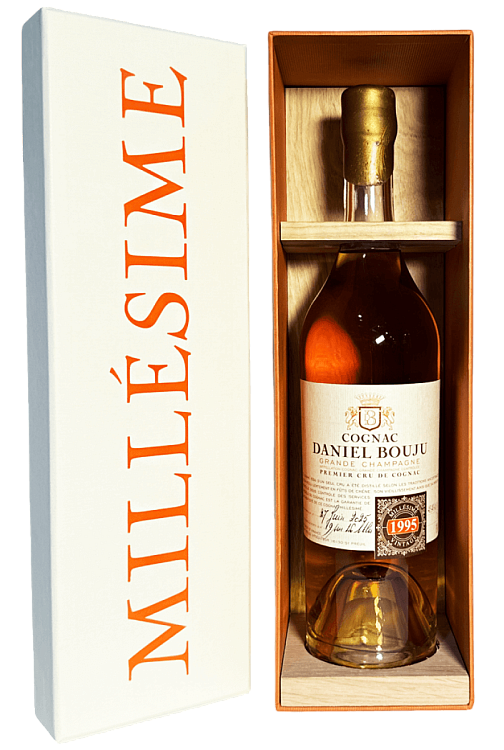Коньяк Grande Champagne Daniel Bouju, 1995 г. · в подарочной упаковке