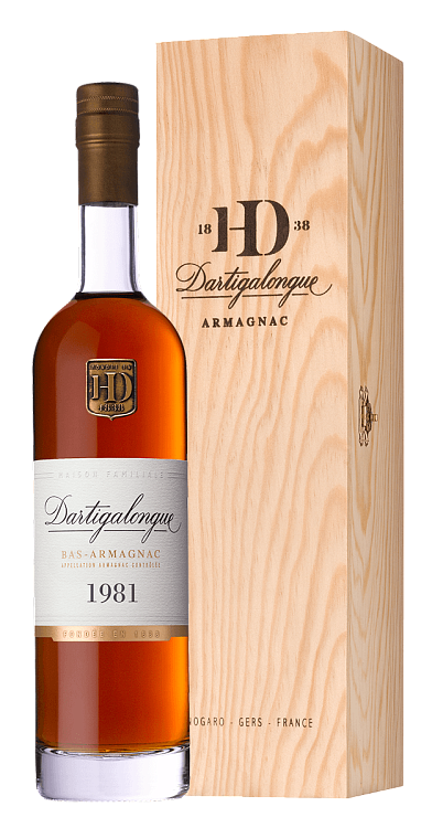 Арманьяк Bas Armagnac Dartigalongue, 1981 г. · в подарочной упаковке